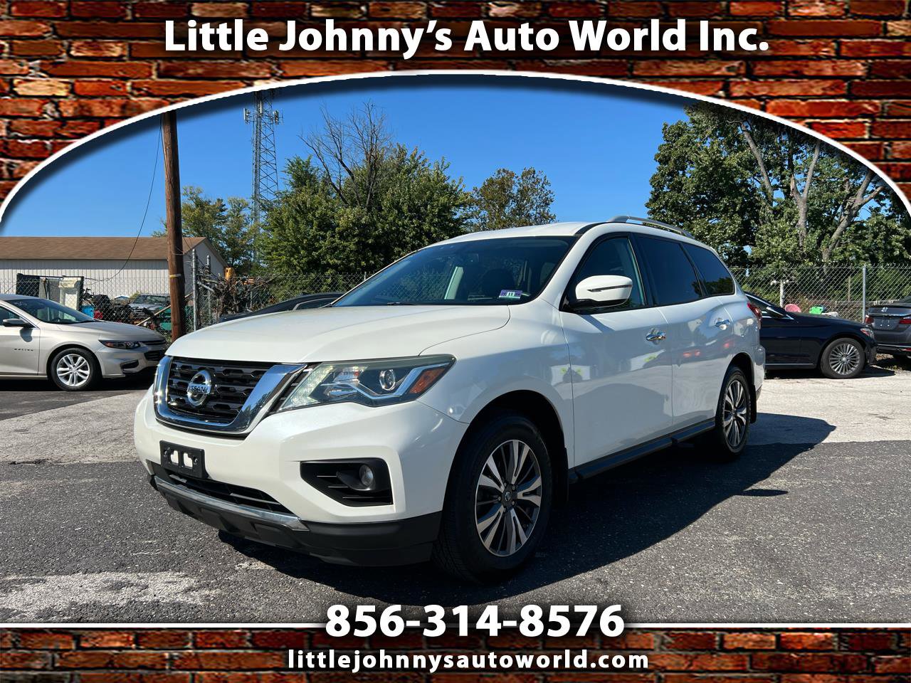 Used 2017 Nissan Pathfinder SV