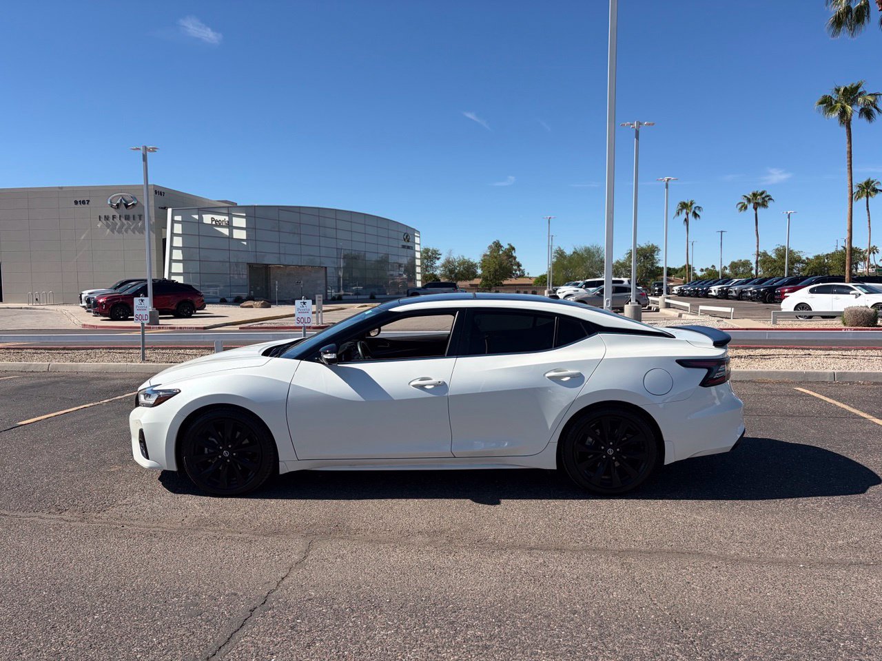 Certified 2021 Nissan Maxima SR w/ Sport Mat Group FWD image 3