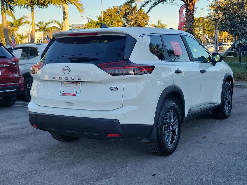 Certified 2025 Nissan Rogue S image 6