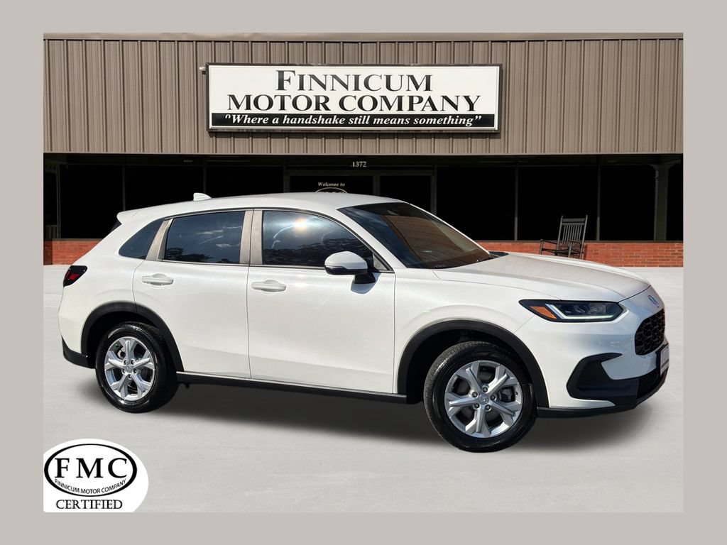 Used 2025 Honda HR-V LX image 1