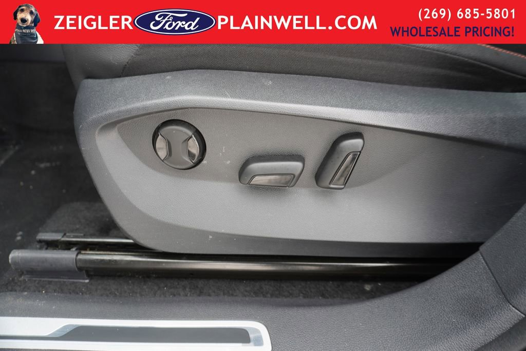 Used 2024 Volkswagen Tiguan Wolfsburg Edition image 19