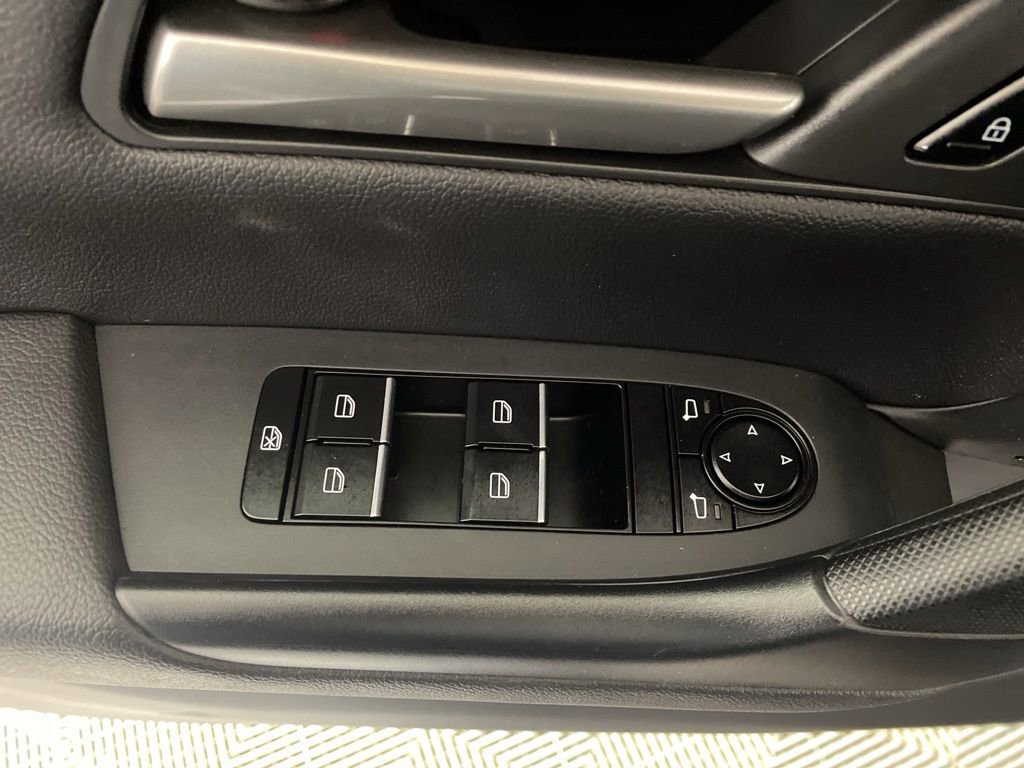 Certified 2025 MAZDA CX-50 AWD 2.5 Hybrid w/ Weather Package image 9