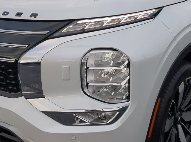 New 2026 Mitsubishi Outlander SE FWD image 10