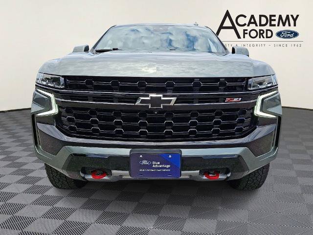 Used 2024 Chevrolet Tahoe Z71 w/ Luxury Package AWD/4WD image 2