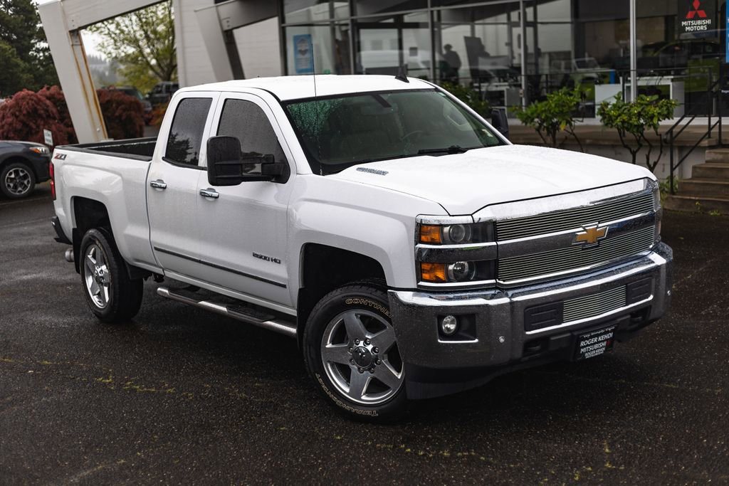 Used 2015 Chevrolet Silverado 2500 LTZ w/ LTZ Plus Package AWD/4WD image 2