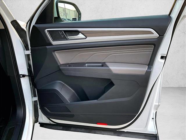 Used 2022 Volkswagen Atlas SEL image 19
