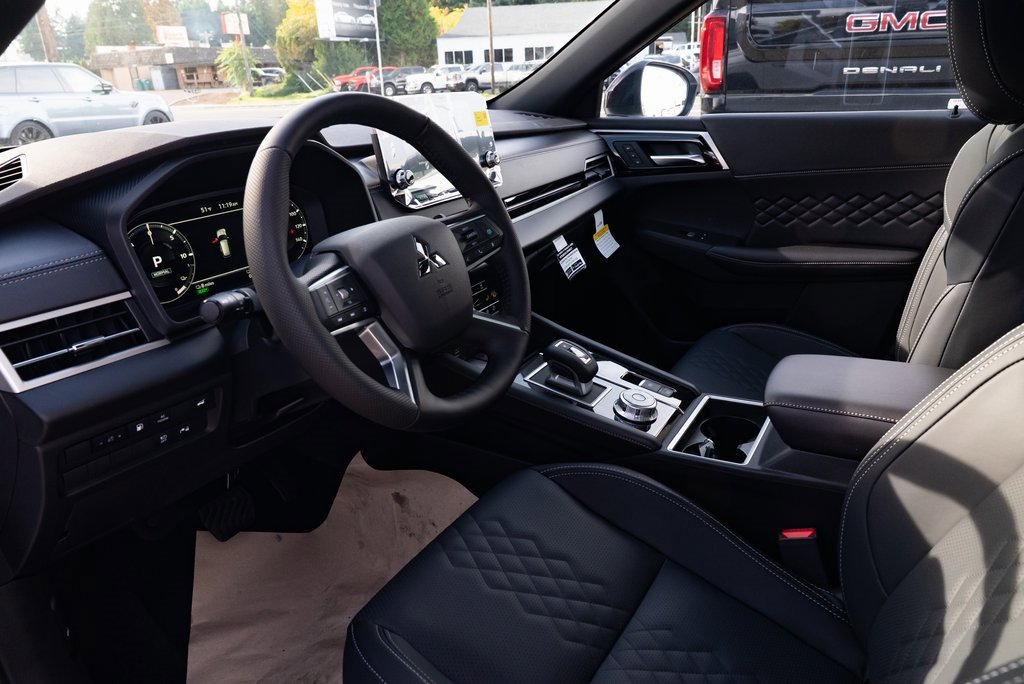 New 2025 Mitsubishi Outlander SEL Black Edition image 19