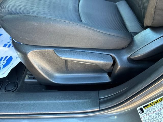 Used 2018 MAZDA MAZDA3 Sport FWD image 14