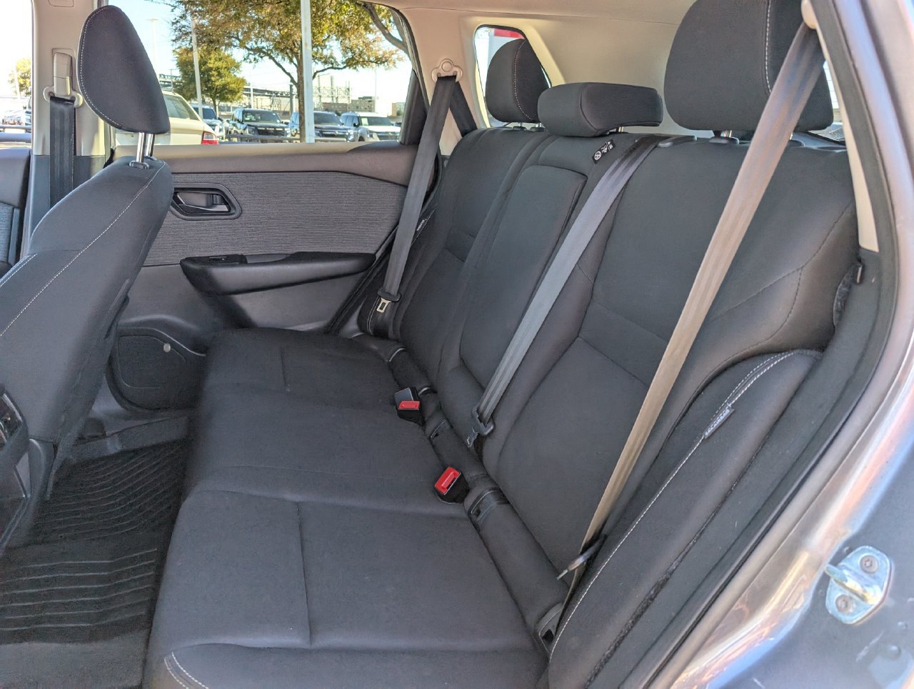 Used 2023 Nissan Rogue S FWD image 27
