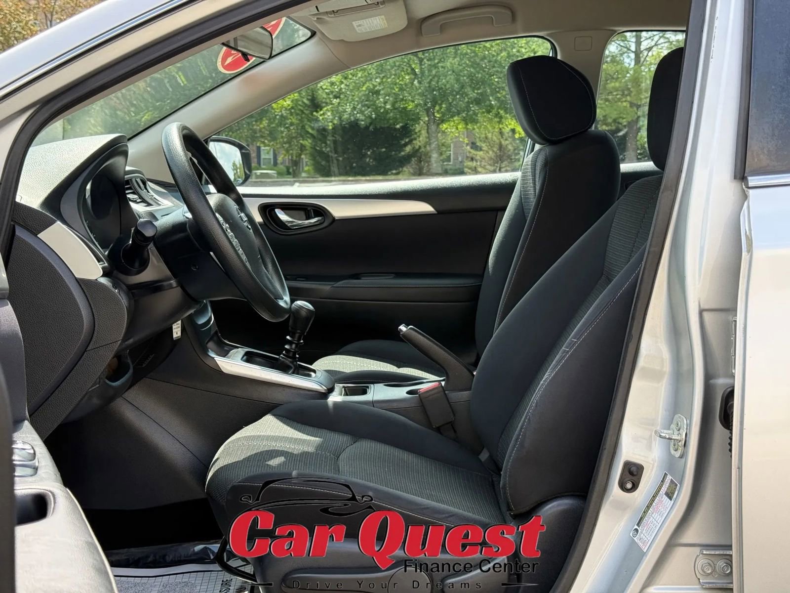 Used 2017 Nissan Sentra S image 9