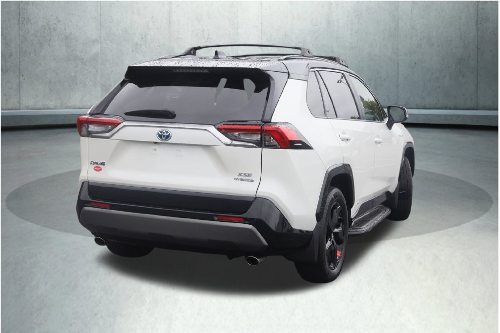 Used 2019 Toyota RAV4 XSE w/ XSE Weather Package AWD/4WD image 32