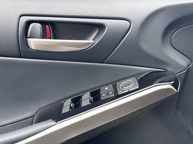 Used 2017 Lexus IS 300 AWD w/ Navigation System Package image 25