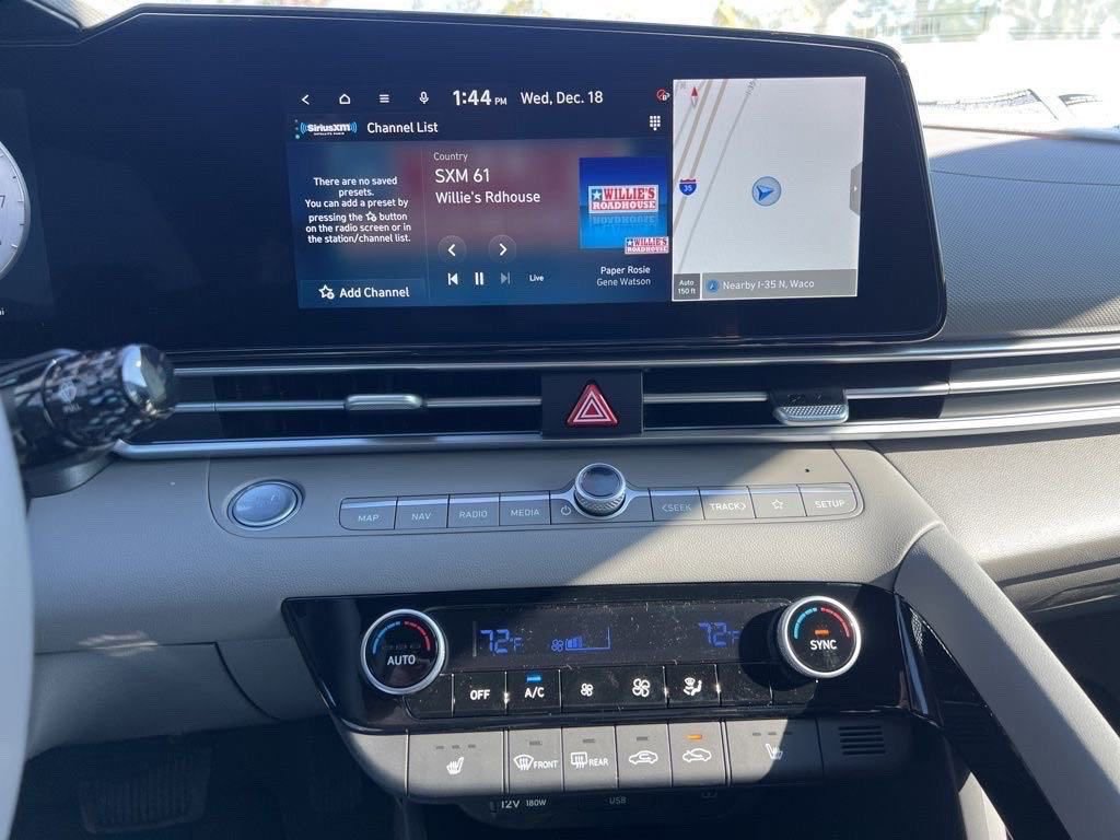 Used 2025 Hyundai Elantra Sport image 21