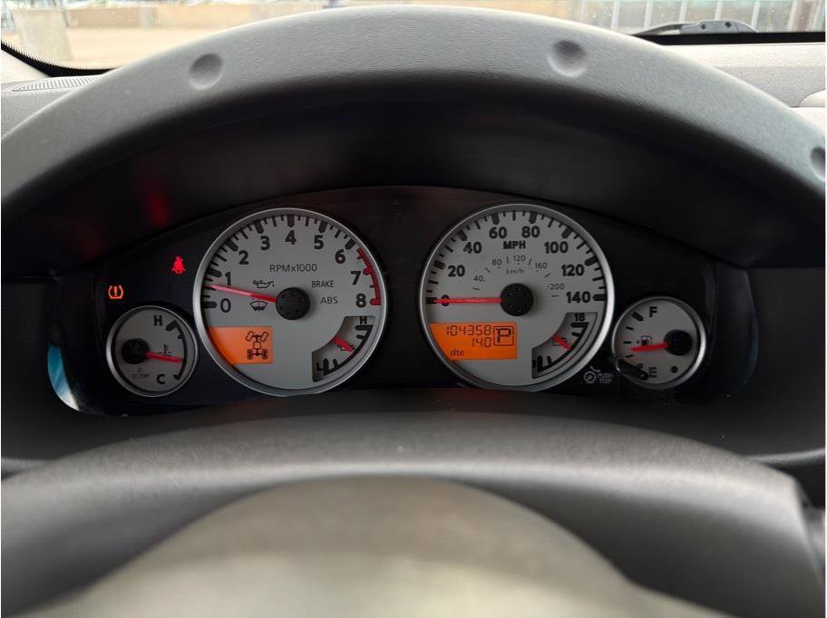 Used 2014 Nissan Frontier PRO-4X AWD/4WD image 14