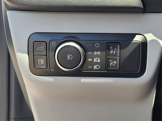 New 2025 Ford Escape SE image 9
