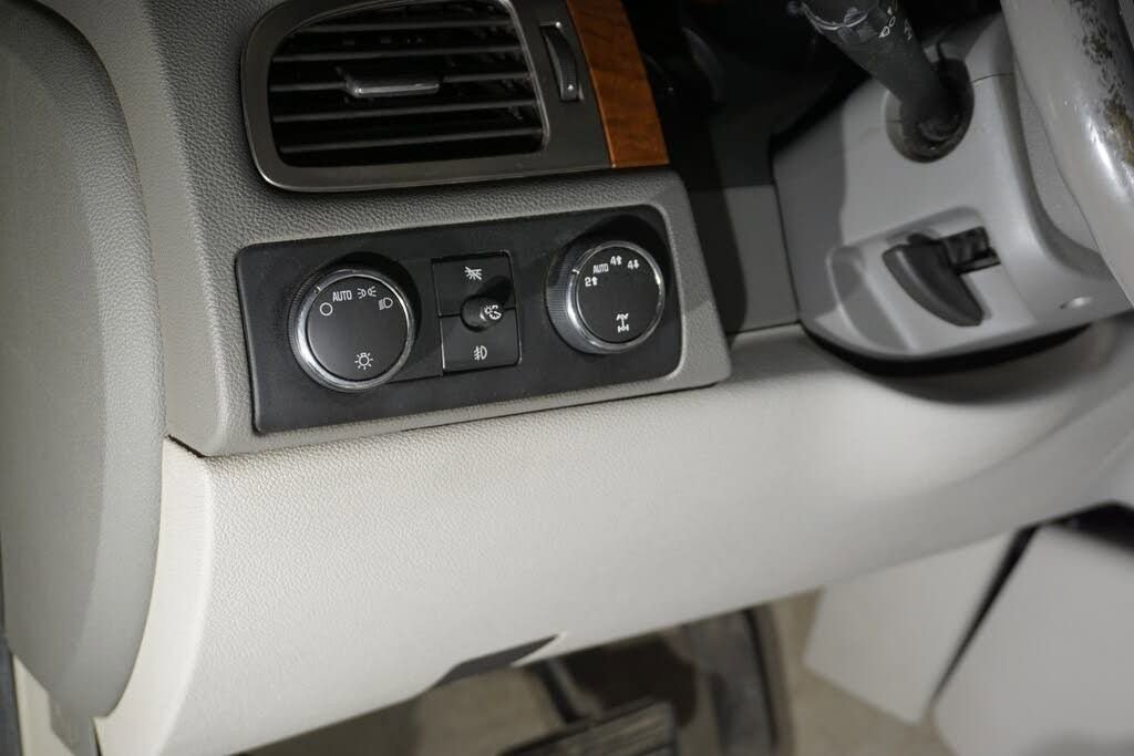 Used 2007 GMC Yukon XL SLE image 10