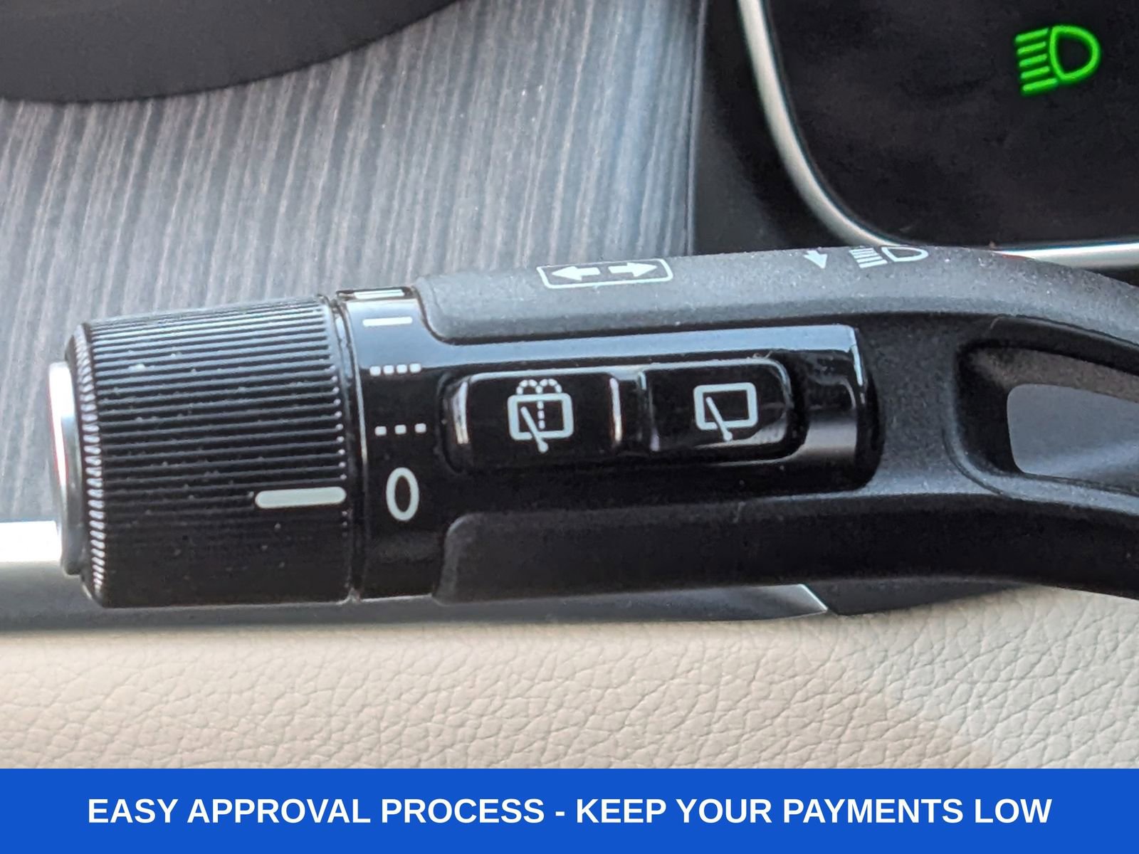 Used 2024 Mercedes-Benz GLC 300 4MATIC image 33