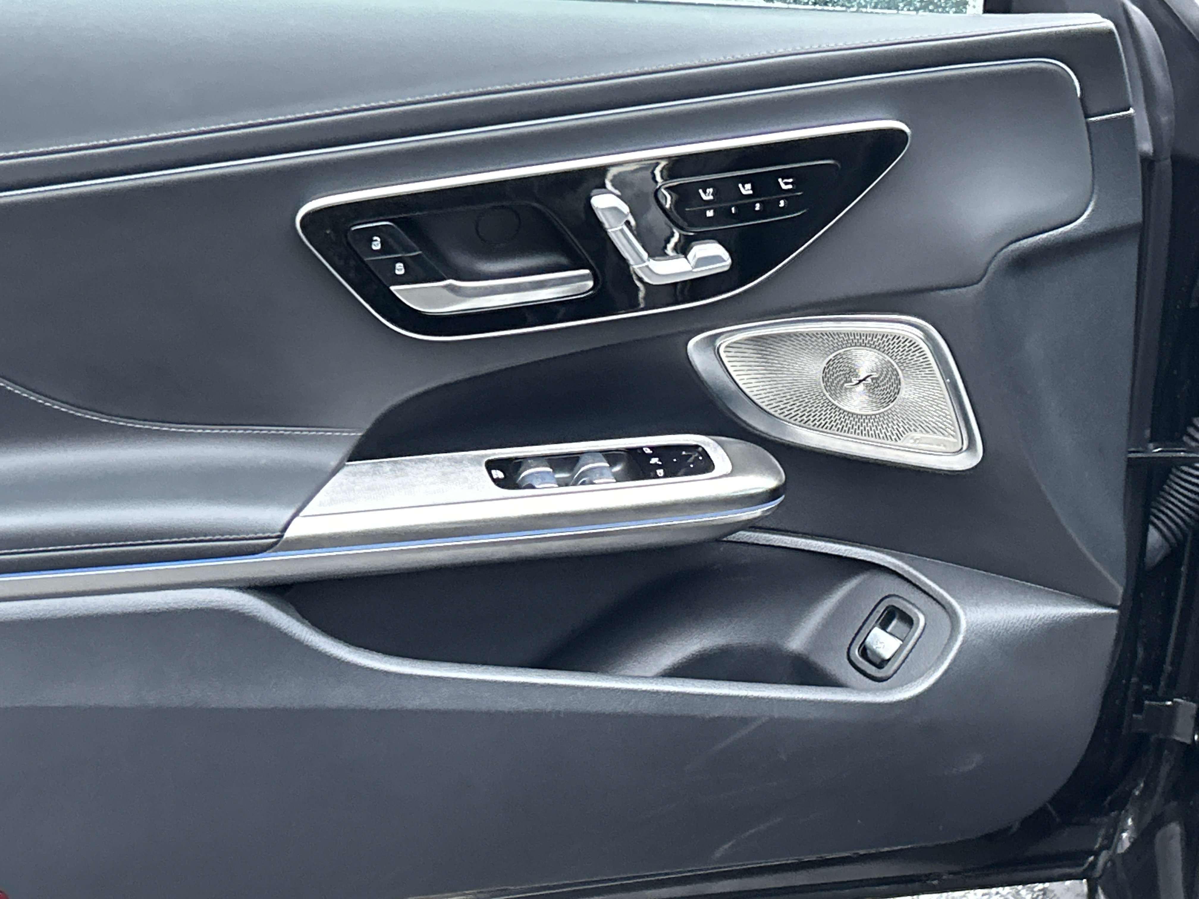 Certified 2024 Mercedes-Benz CLE 450 4MATIC Cabriolet image 30
