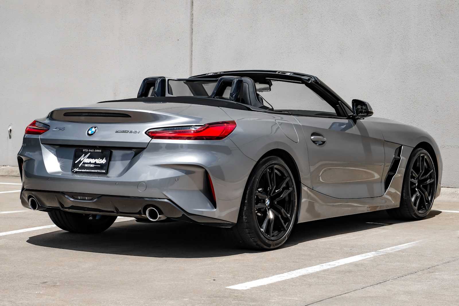 Used 2024 BMW Z4 sDrive30i w/ Convenience Package RWD image 14