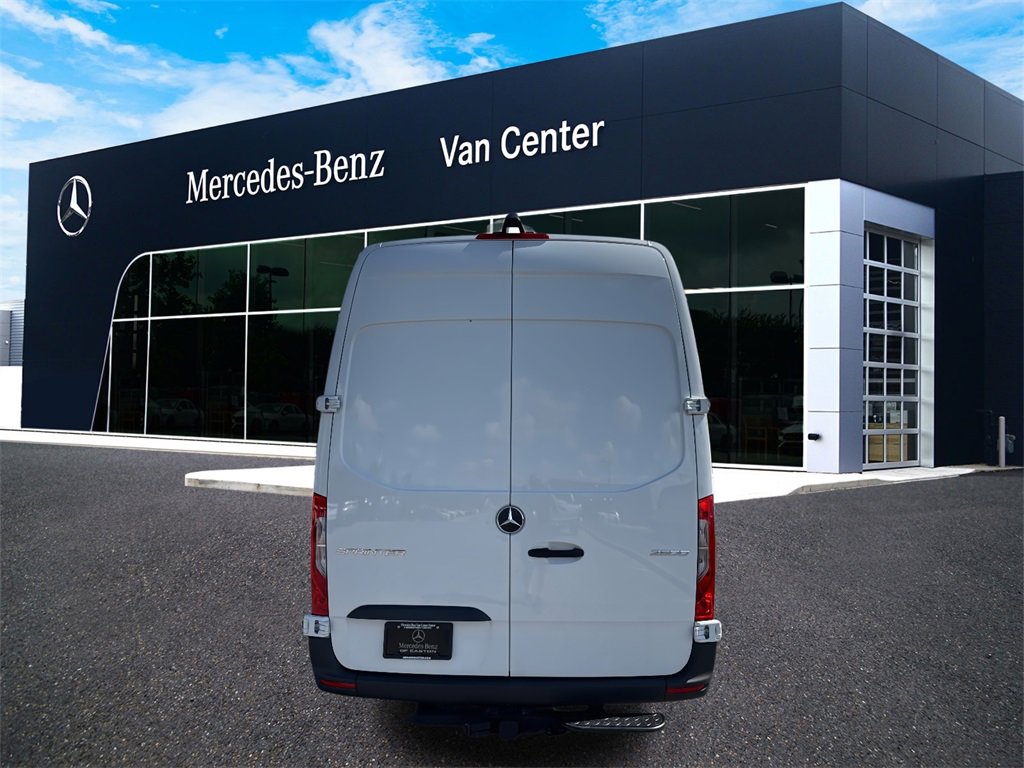 New 2025 Mercedes-Benz Sprinter 2500 image 4