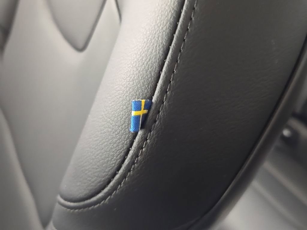 Used 2019 Volvo S60 T5 Momentum w/ Premium Package image 27