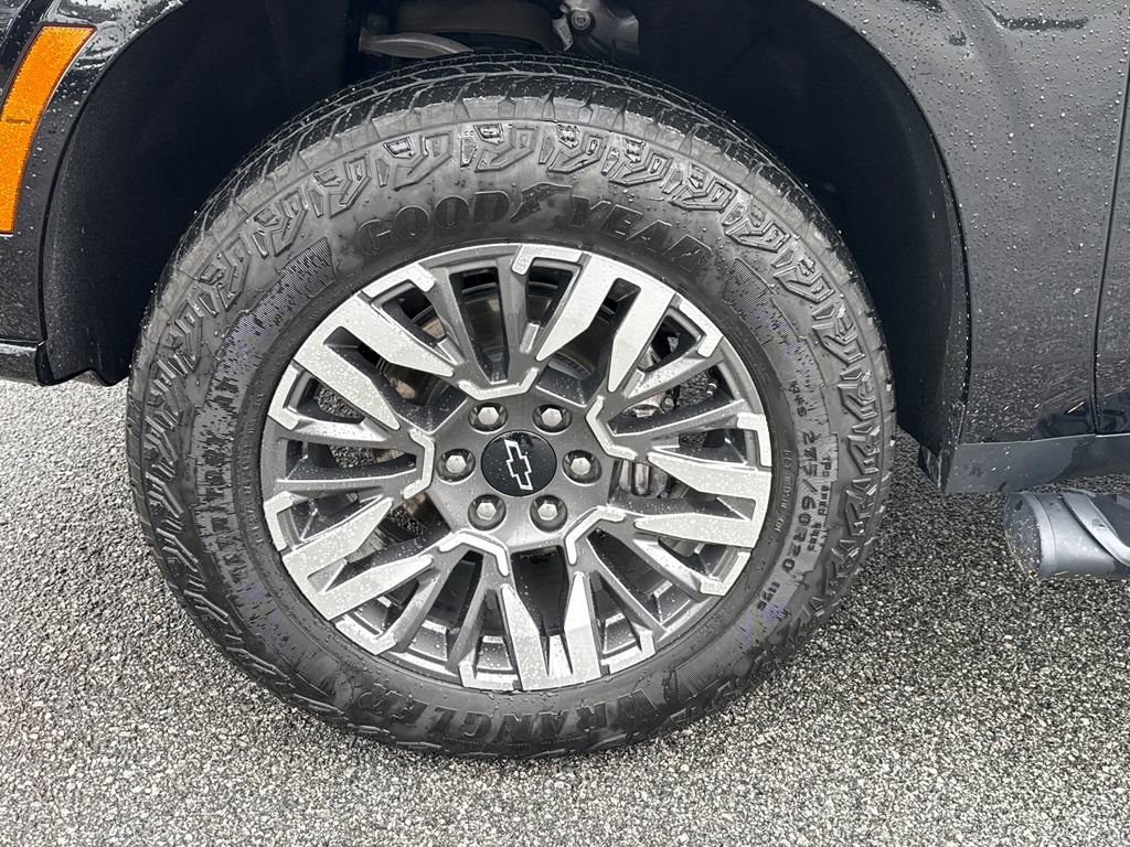 Certified 2025 Chevrolet Tahoe Z71 image 11