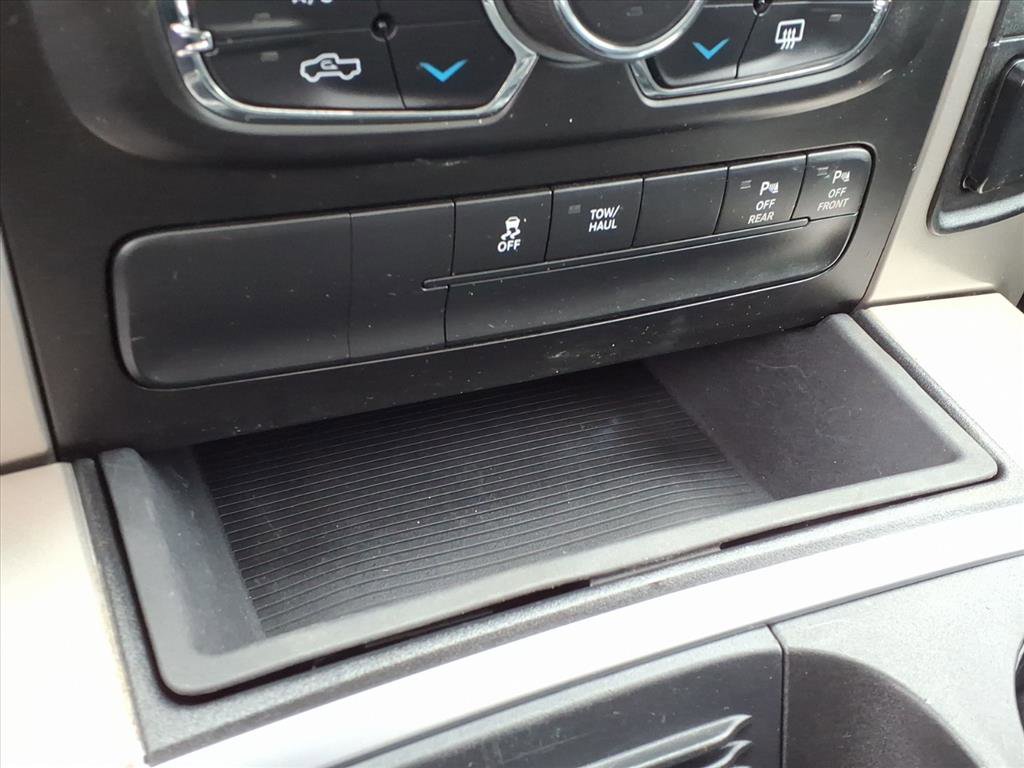 Used 2018 RAM 1500 Big Horn image 16