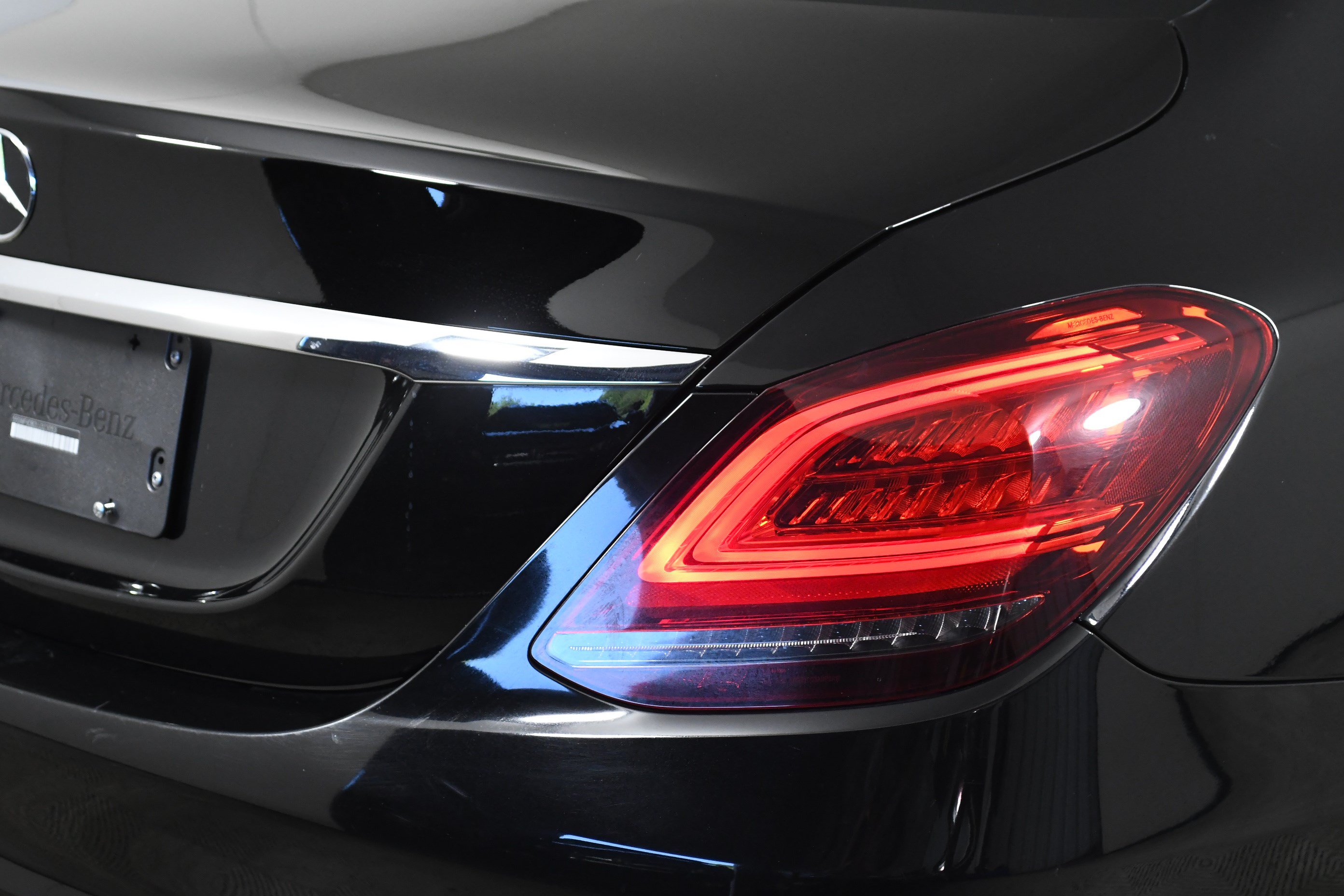 Used 2020 Mercedes-Benz C 300 Sedan image 31