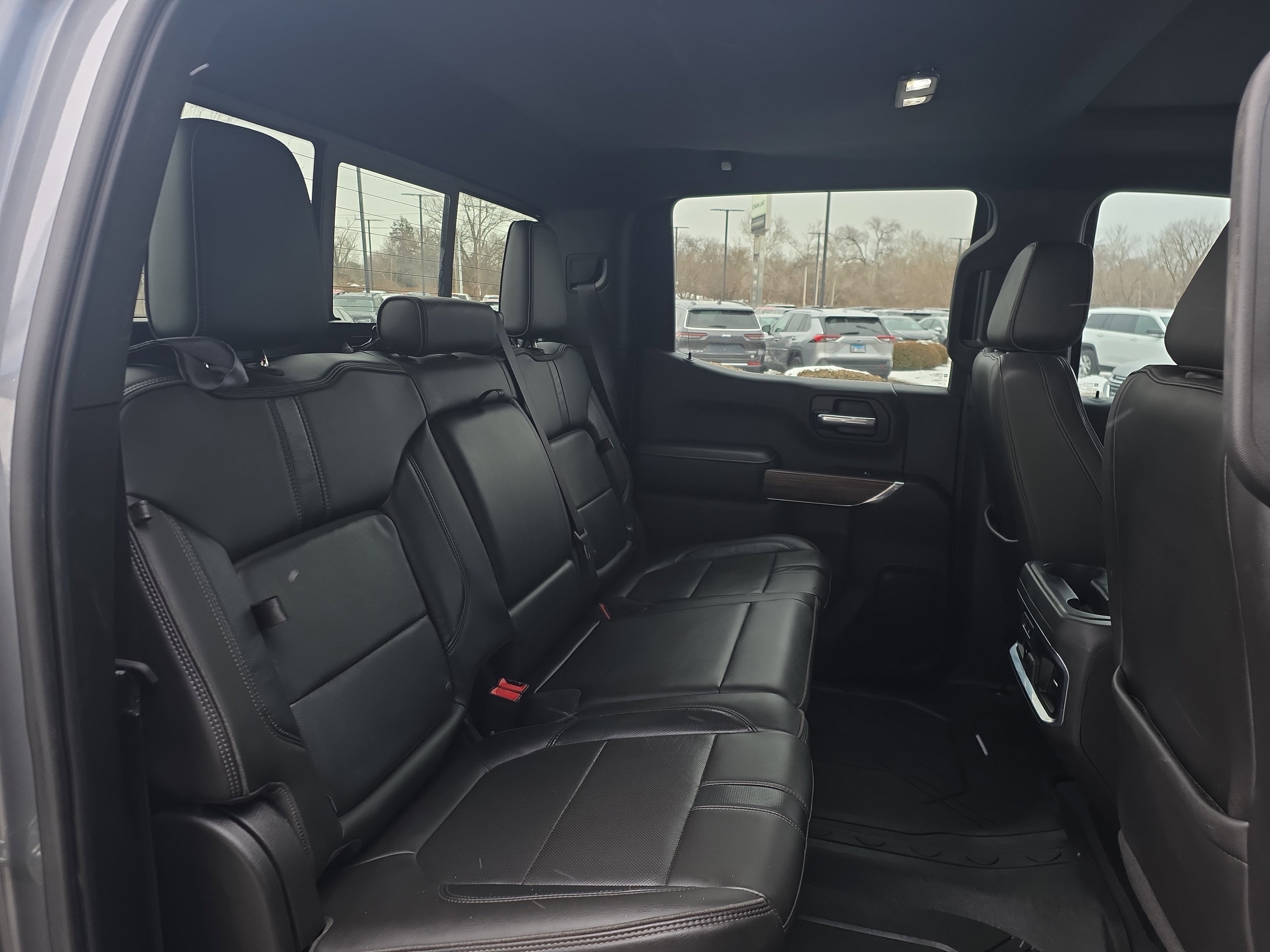 Used 2020 Chevrolet Silverado 1500 High Country w/ Technology Package image 30