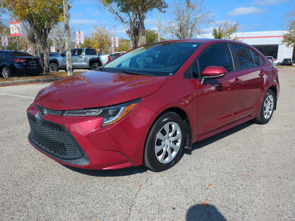 Certified 2022 Toyota Corolla LE image 2