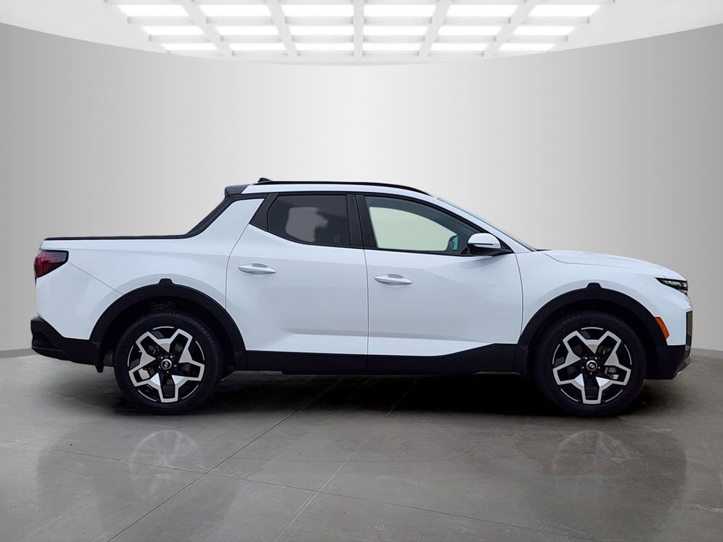 Used 2022 Hyundai Santa Cruz Limited AWD/4WD image 3