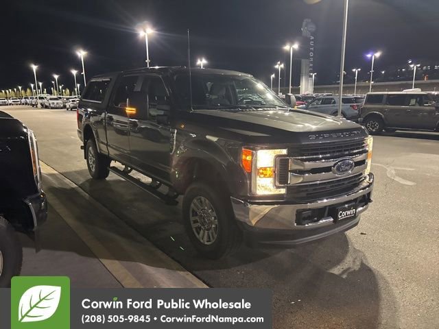 Used 2017 Ford F250 XL w/ STX Appearance Package image 8