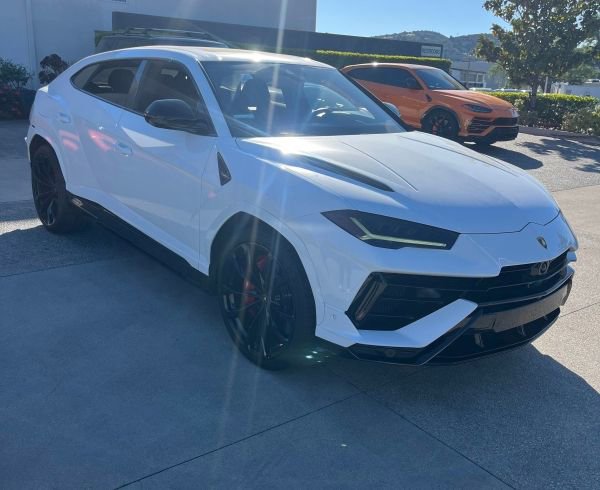 Used 2024 Lamborghini Urus S image 6