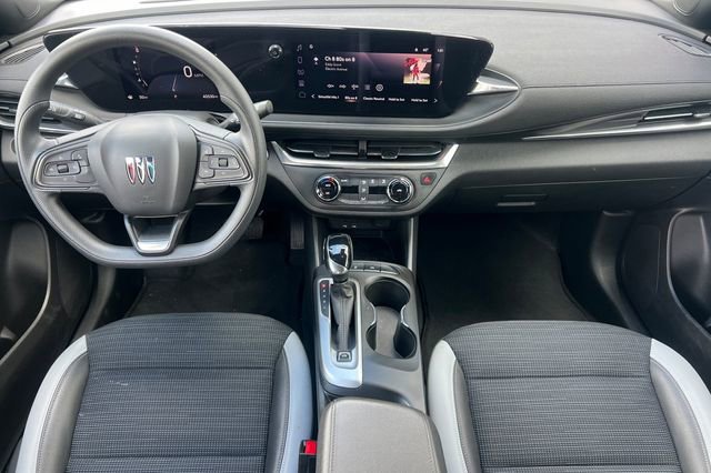Used 2024 Buick Envista Preferred FWD image 13