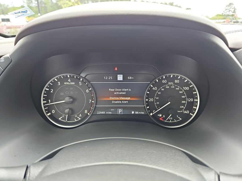 Used 2024 Nissan Armada Platinum w/ Captain's Chairs Package image 24