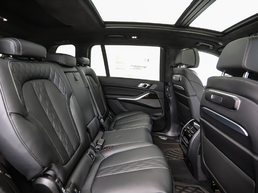 New 2027 BMW X7 M60i AWD/4WD image 33