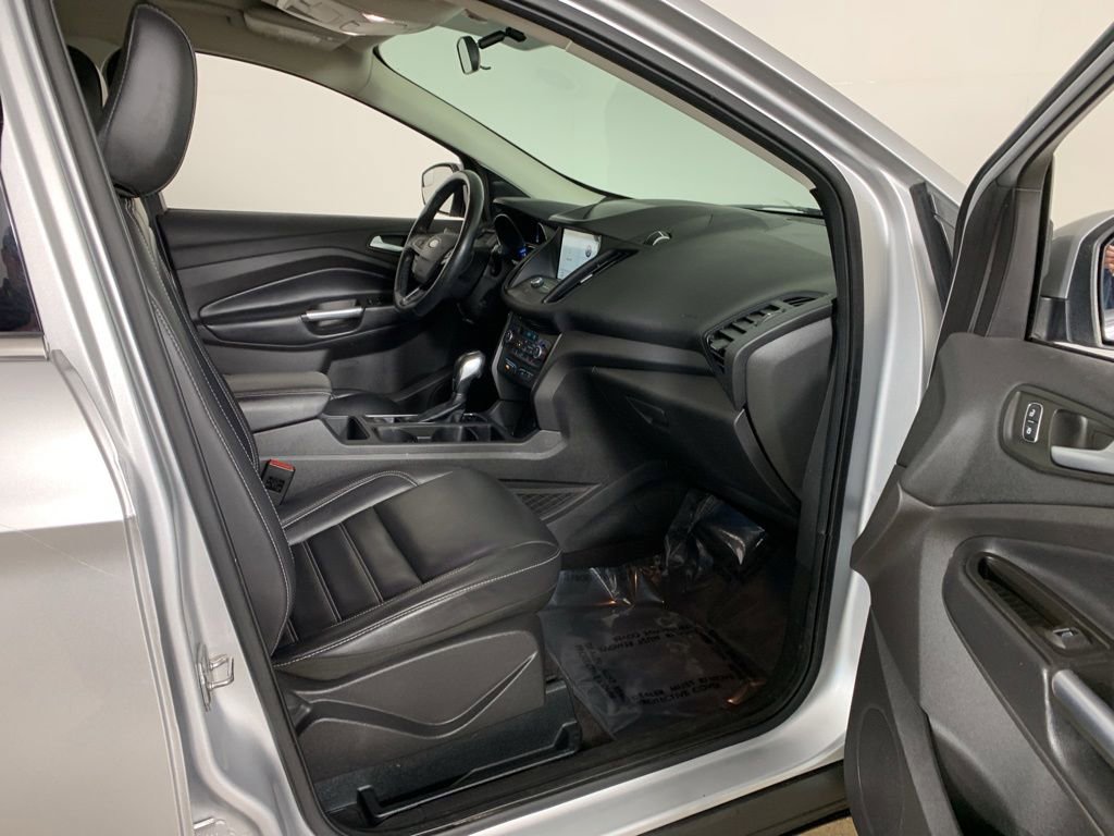 Used 2019 Ford Escape SEL AWD/4WD image 35