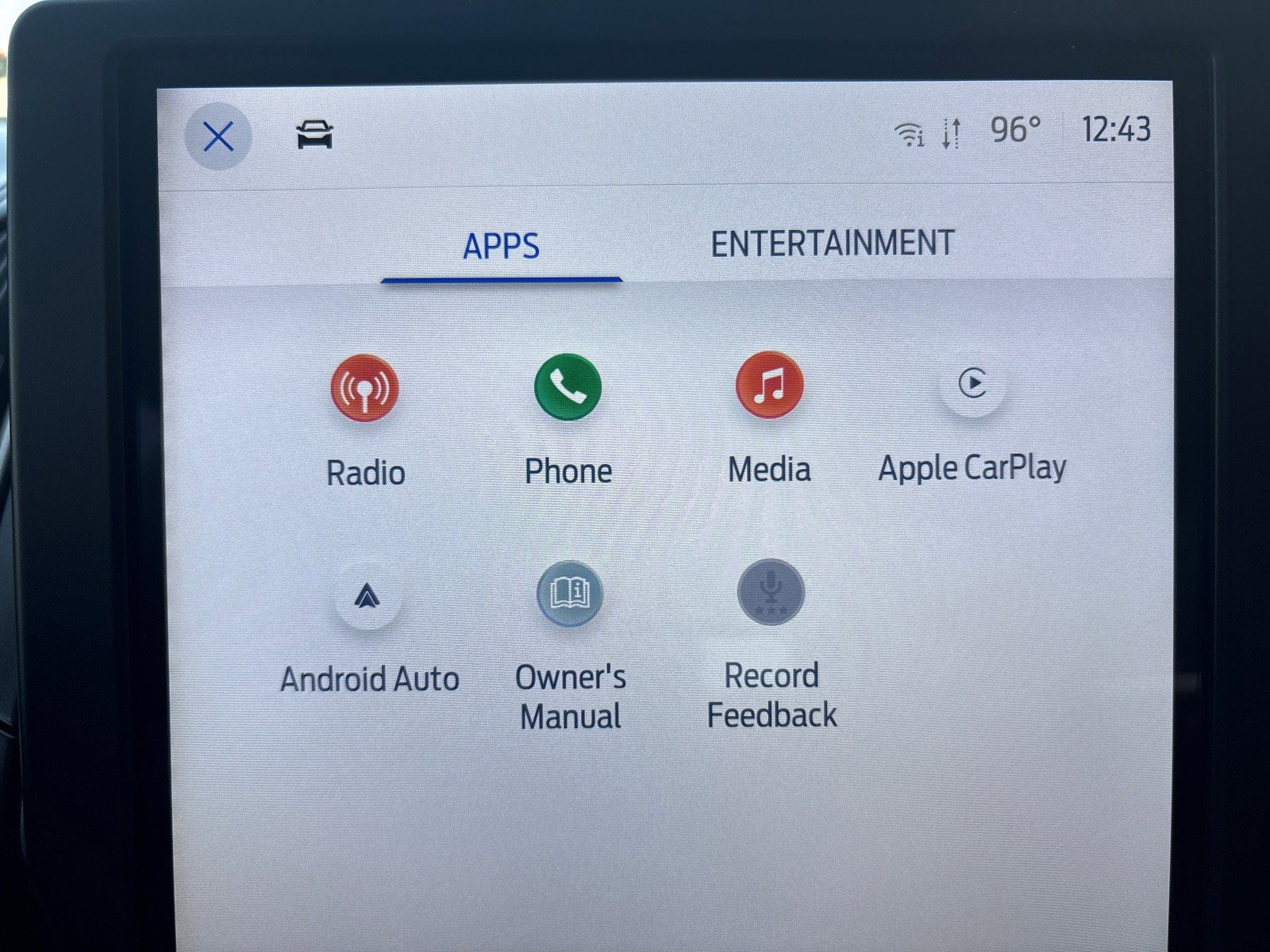 Used 2024 Ford Edge SEL image 21