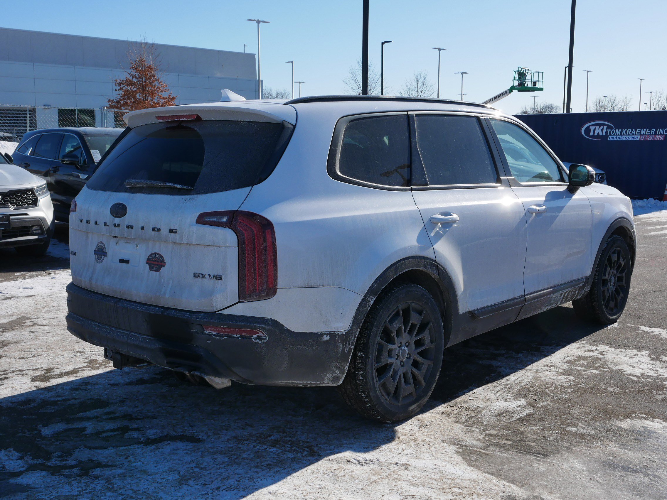 Used 2021 Kia Telluride SX w/ SX Prestige Package image 4