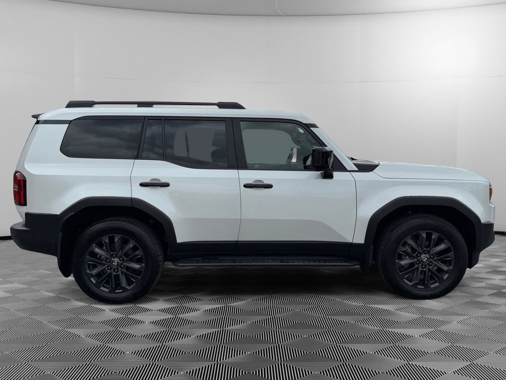 Used 2024 Toyota Land Cruiser w/ Premium Package image 8