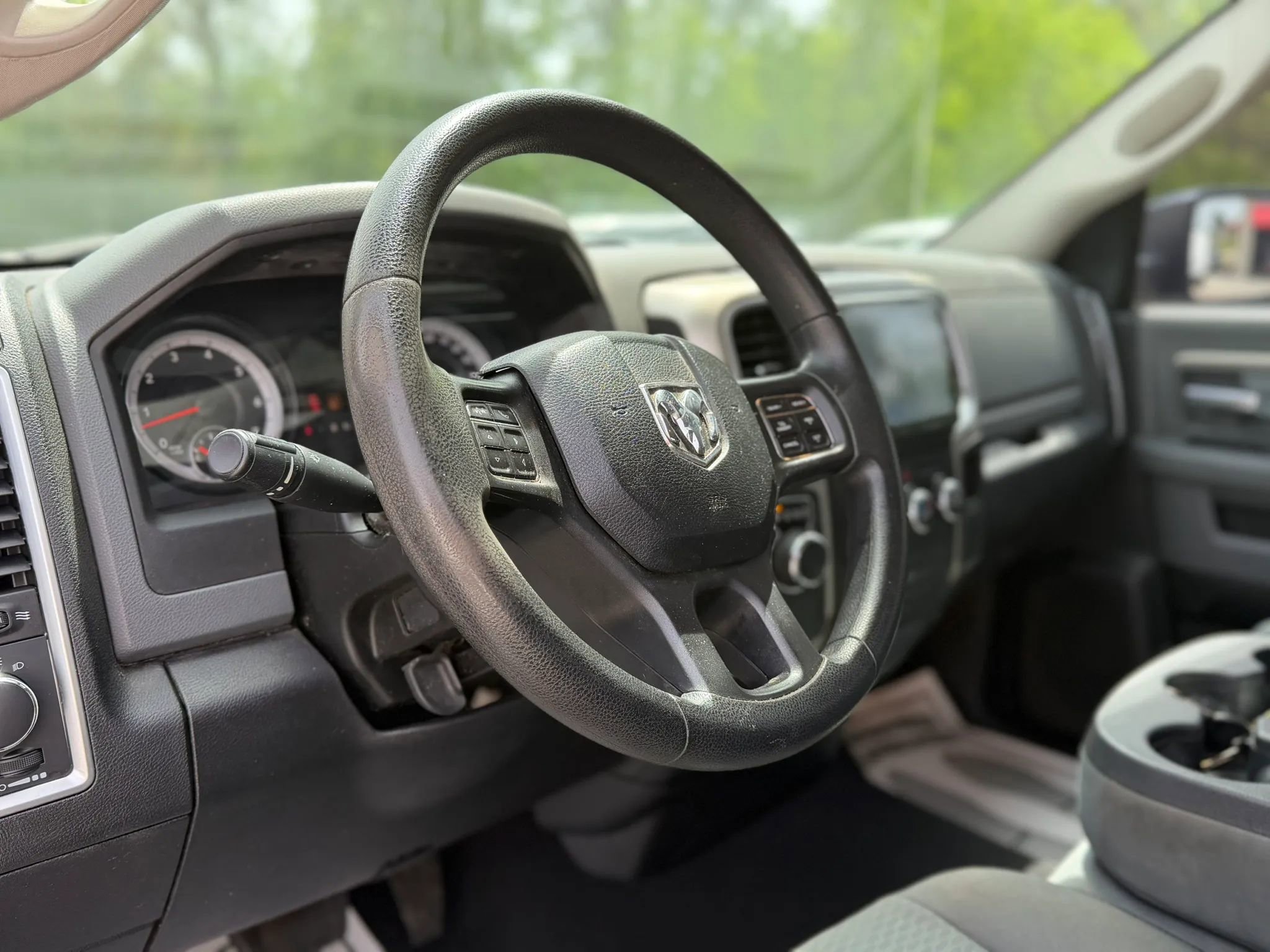 Used 2014 RAM 1500 Classic SLT image 12