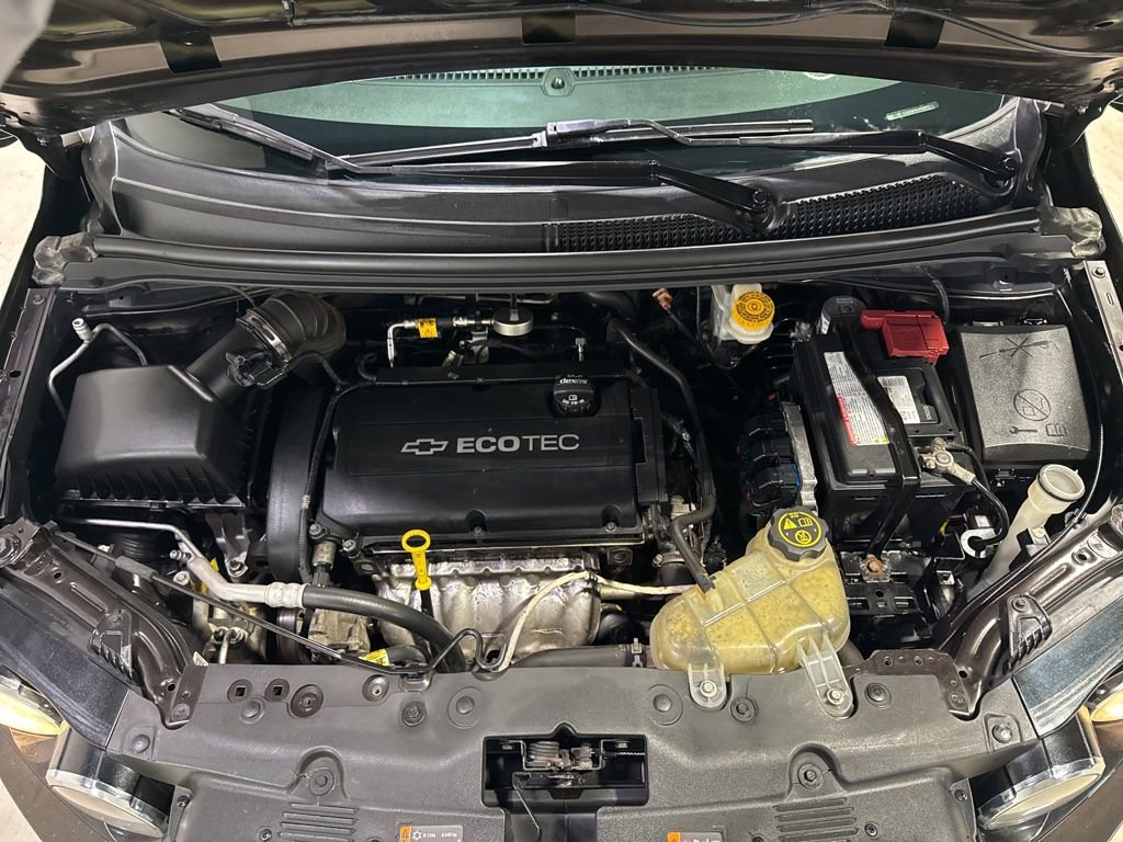 Used 2016 Chevrolet Sonic LT FWD image 36