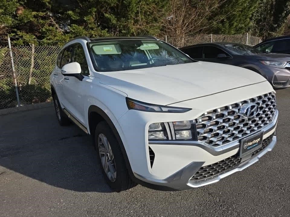 Used 2023 Hyundai Santa Fe SEL w/ Premium Package image 9