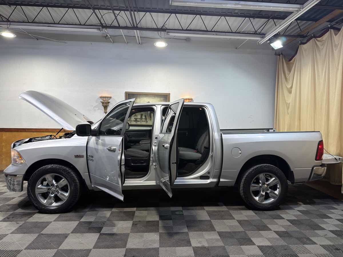 Used 2017 RAM 1500 Lone Star RWD image 11