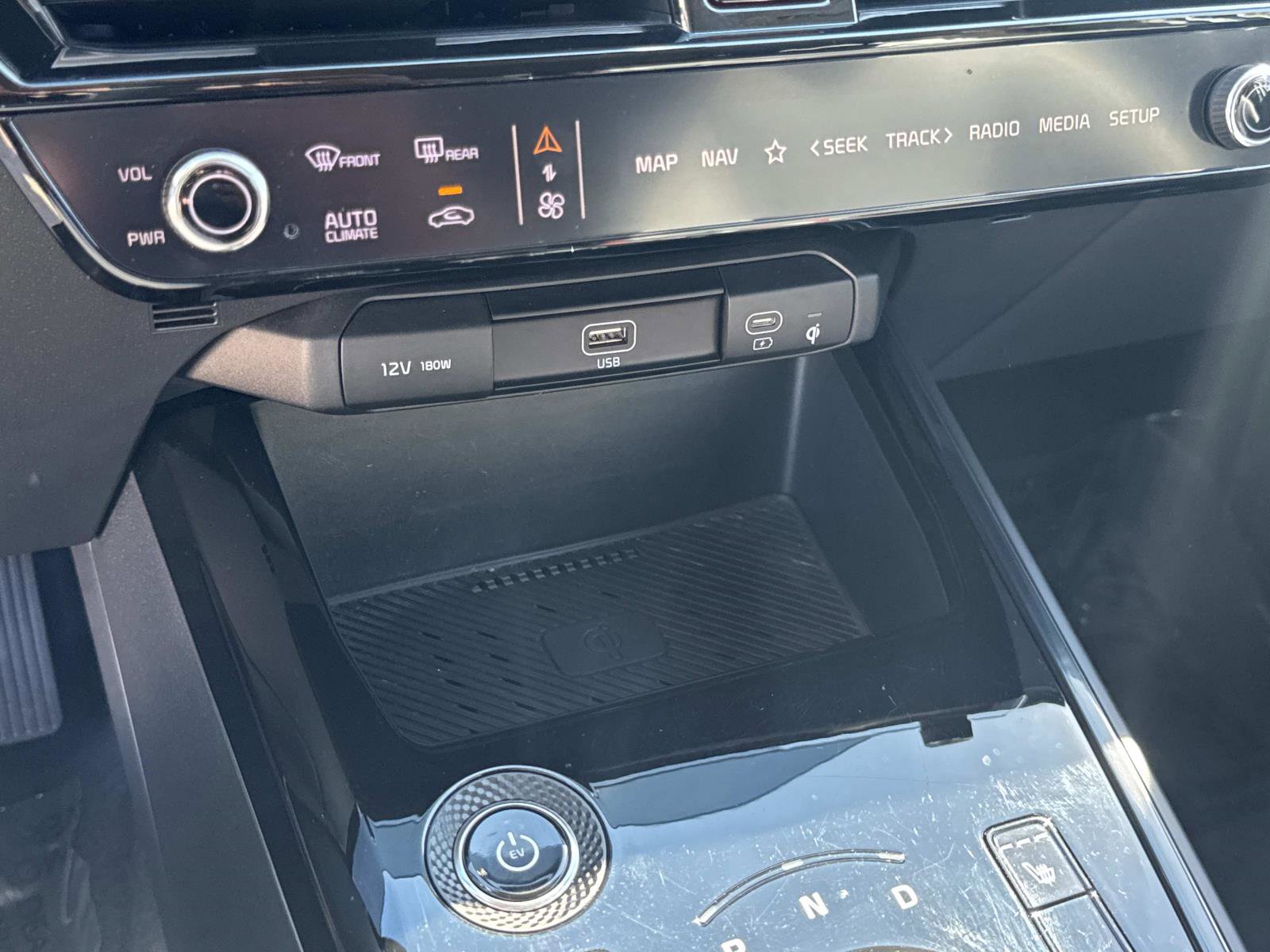 Used 2025 Kia Niro Wind image 23