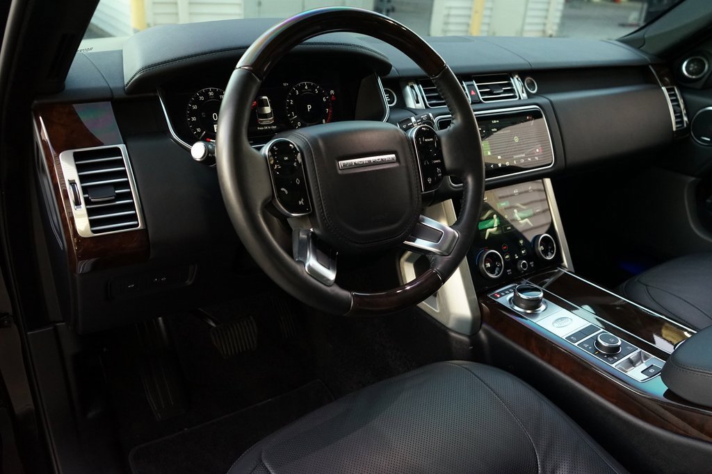 Used 2020 Land Rover Range Rover Long Wheelbase HSE image 2