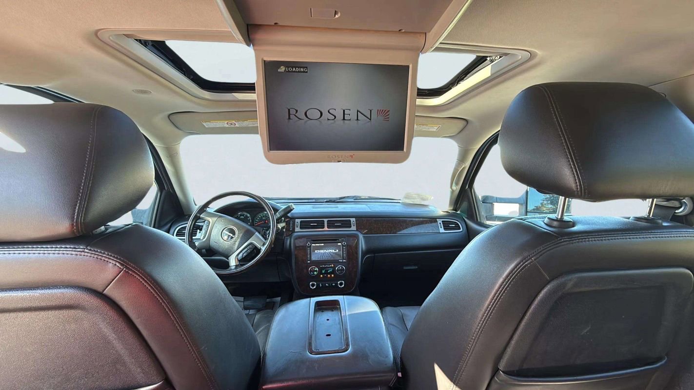 Used 2014 GMC Sierra 3500 Denali image 9