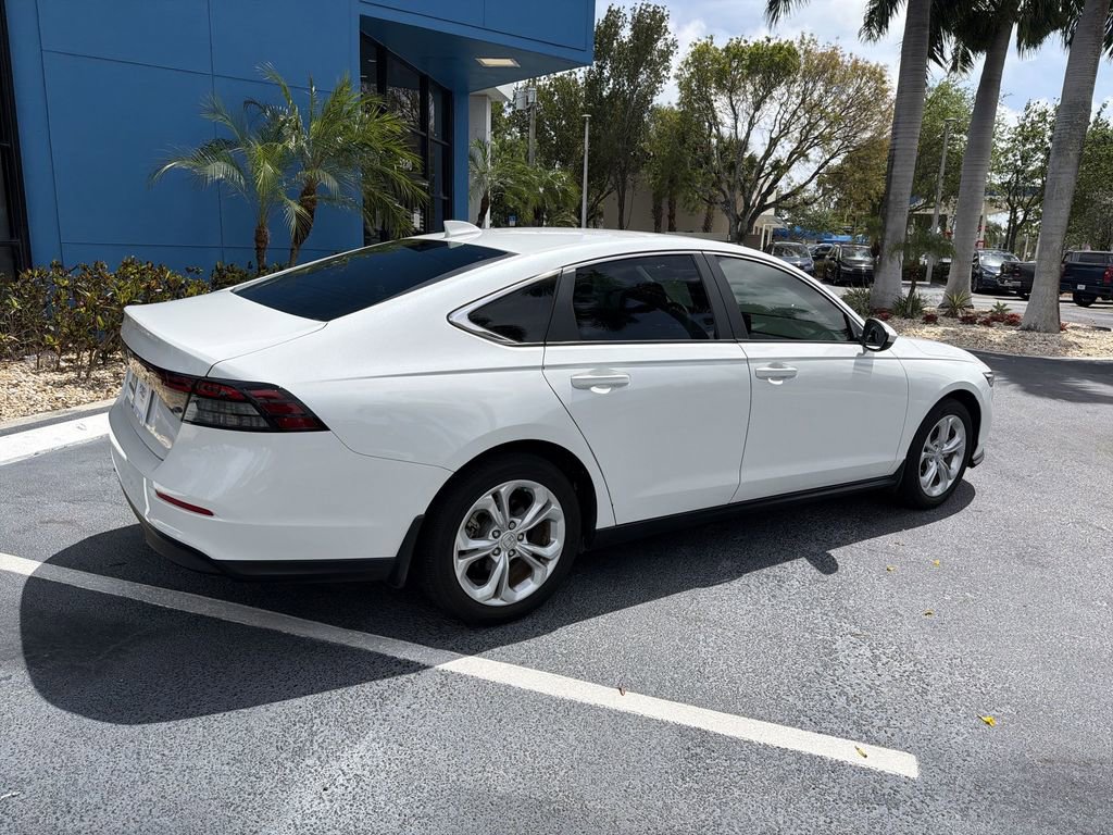 Certified 2024 Honda Accord EX image 17