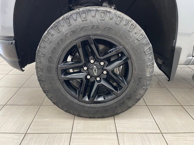 Used 2020 Chevrolet Silverado 1500 Custom Trail Boss w/ Custom Convenience Package image 7