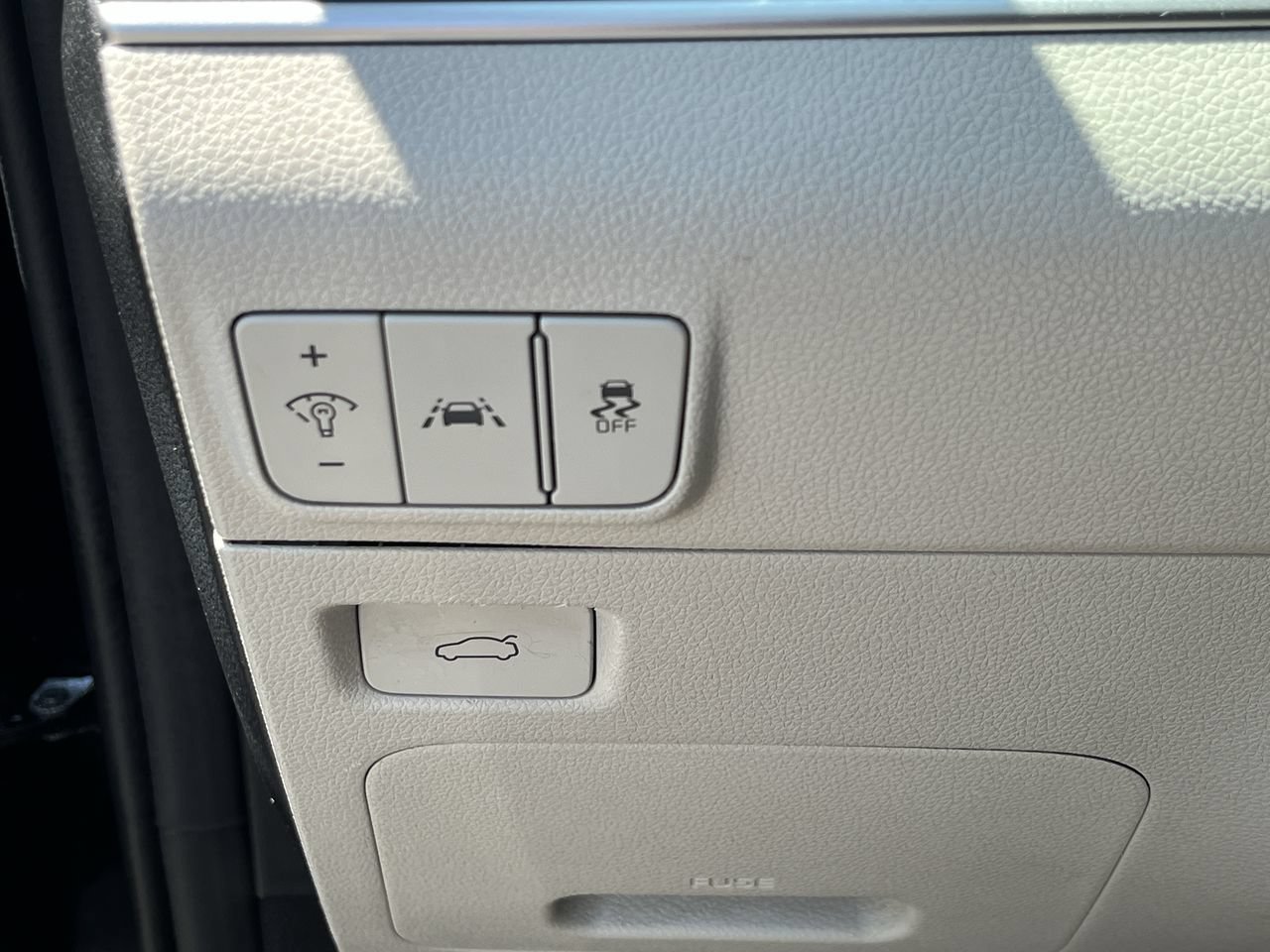 Used 2021 Kia K5 LXS FWD image 16